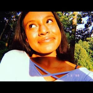 Meet your Posher, Mariana